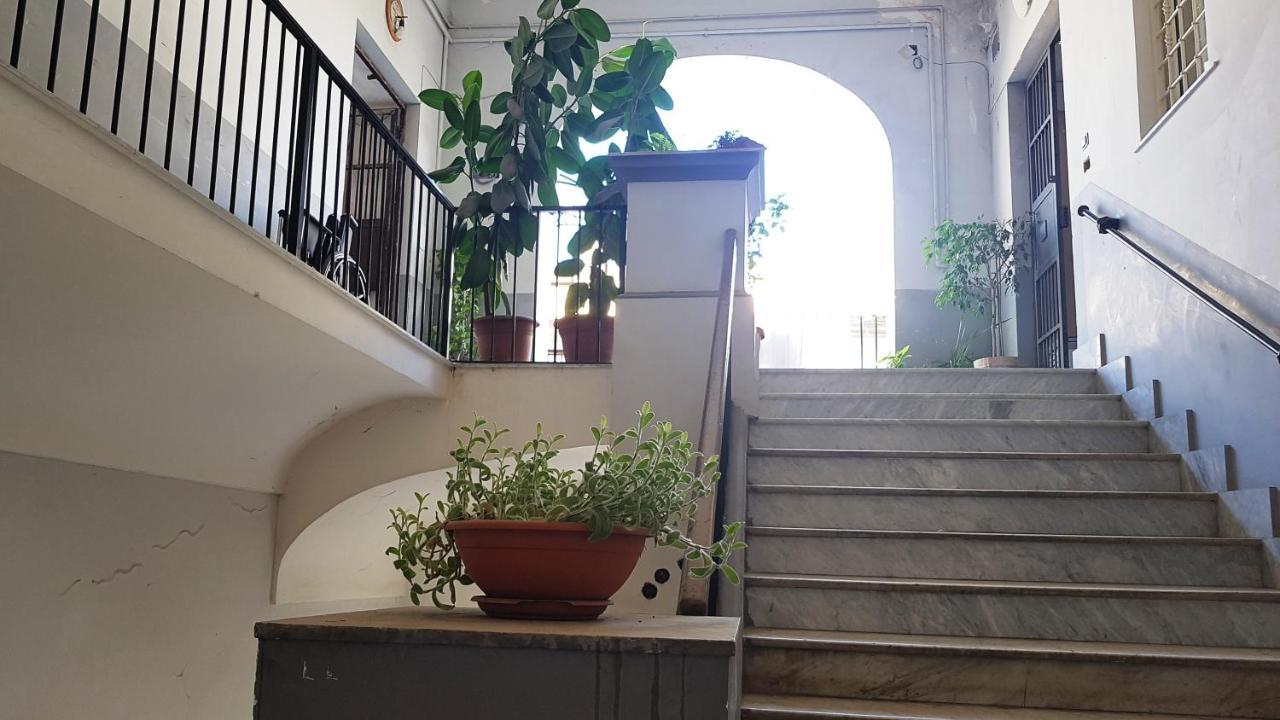 Metro Duomo B&B Neapel Exterior foto